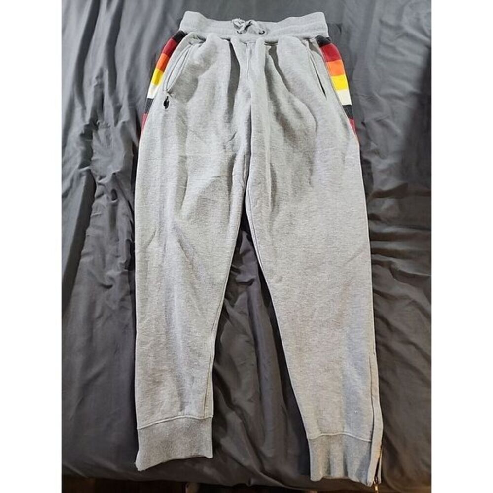 RTGB Red Tag Brand Gray w/color Design.  Zipper Ankle Closure Thick‎ Size 1X